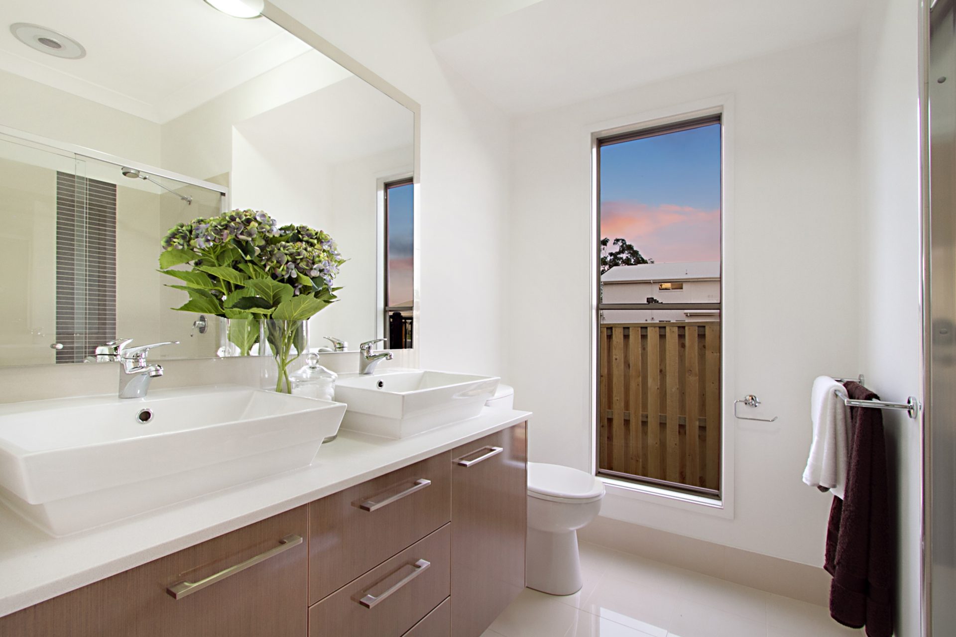 Aluminium Double Hung Windows A&L Windows